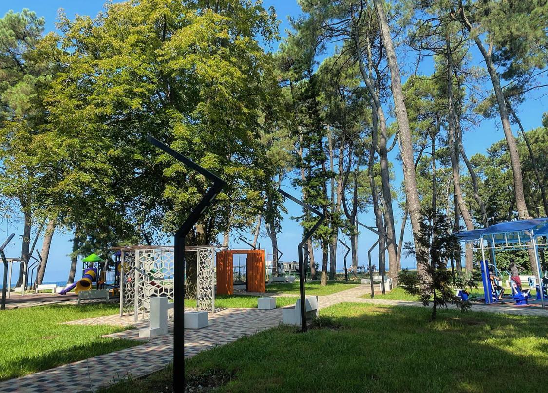 Guest House Kobuleti On Aghmashenebeli 외부 사진