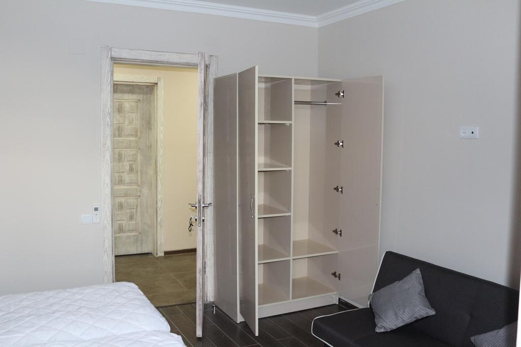 Guest House Kobuleti On Aghmashenebeli 외부 사진