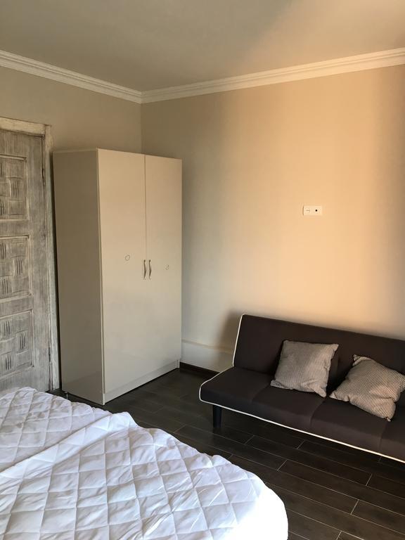 Guest House Kobuleti On Aghmashenebeli 외부 사진
