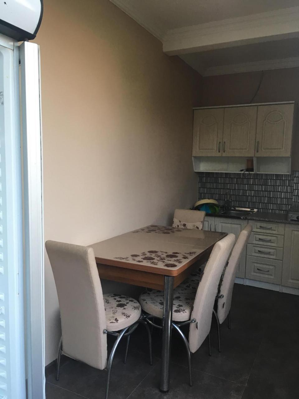 Guest House Kobuleti On Aghmashenebeli 외부 사진