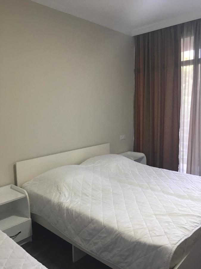 Guest House Kobuleti On Aghmashenebeli 외부 사진
