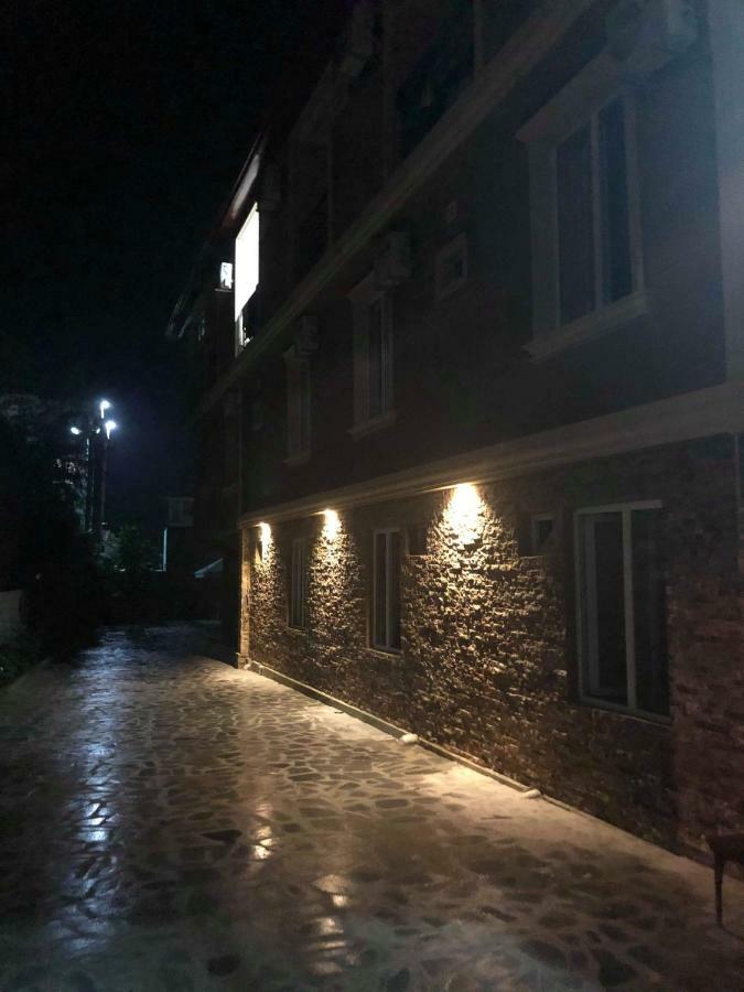 Guest House Kobuleti On Aghmashenebeli 외부 사진
